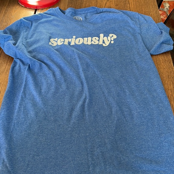 Other - Mens graphic tee size medium